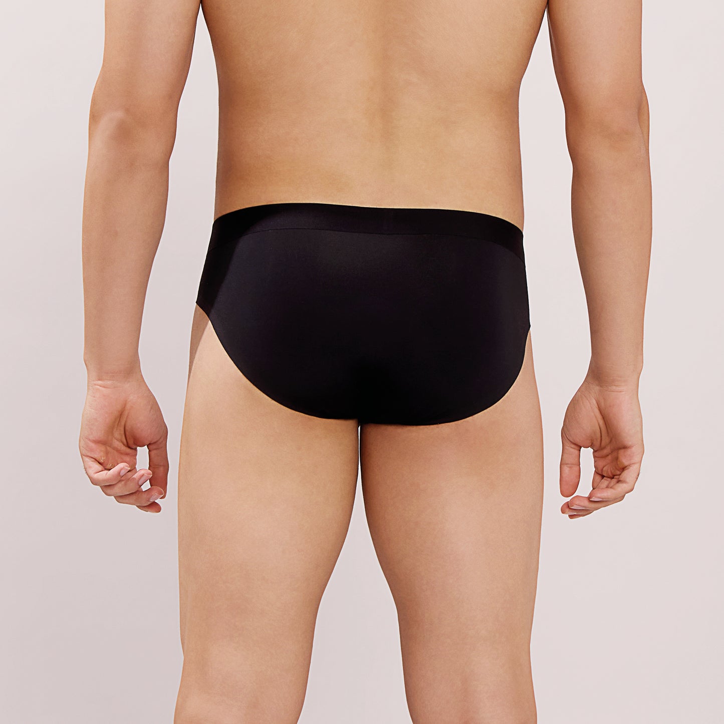 Seamless Ultra-Soft Comfort – Micro Modal Spandex Brief – M109 - Black